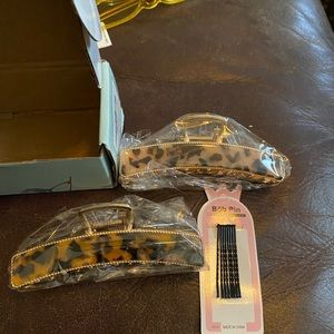 Two Large Claw Leopard Print Hair Clips NIB